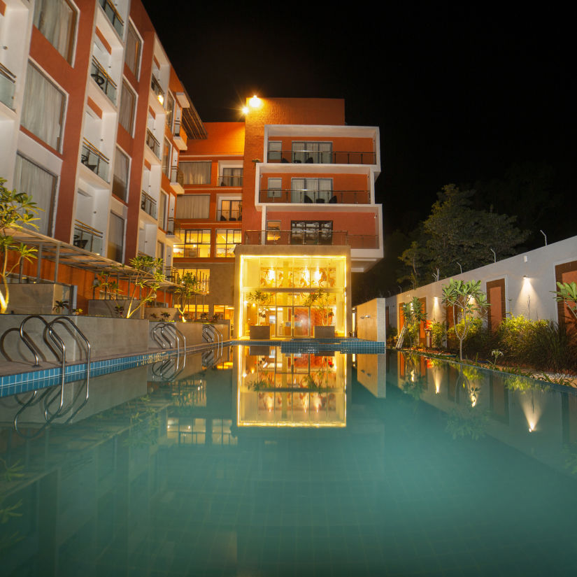 Hotels in Digha-Swimming Pool View